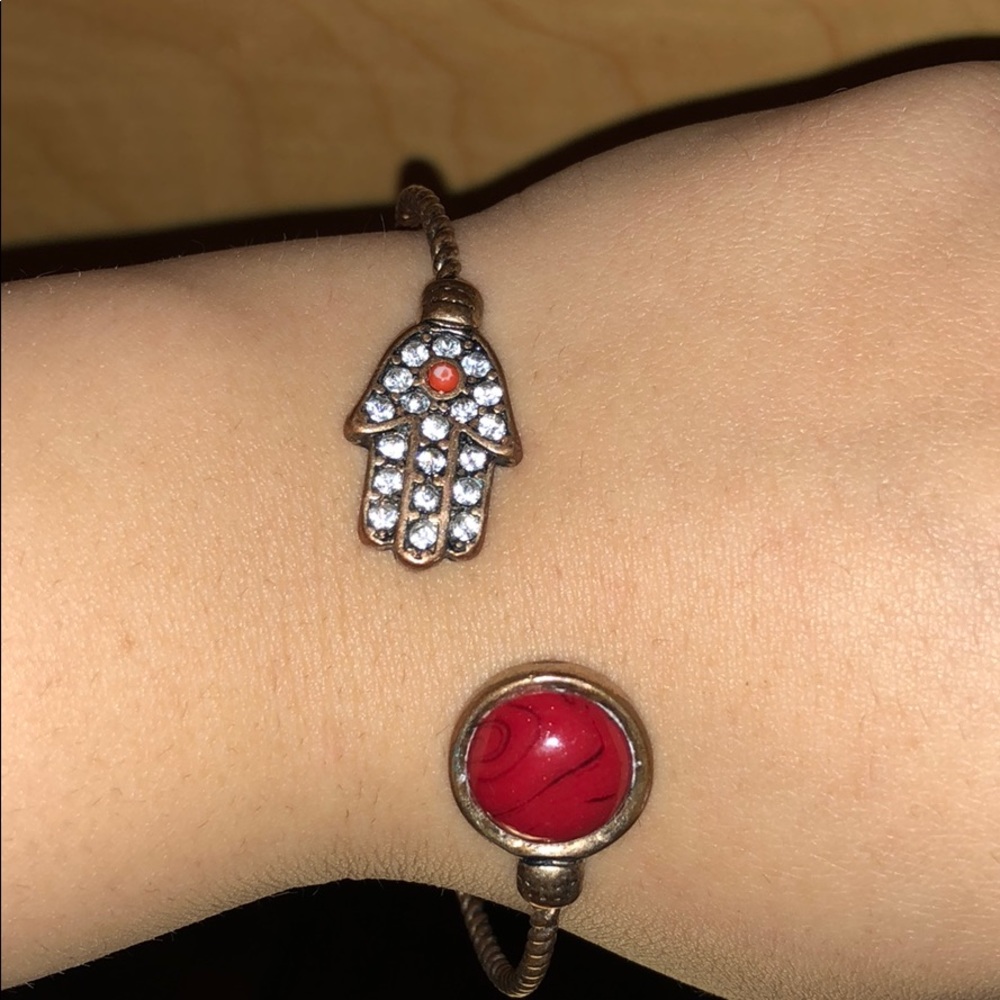 Bracelet